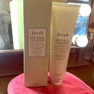 Fresh soy face cleanser